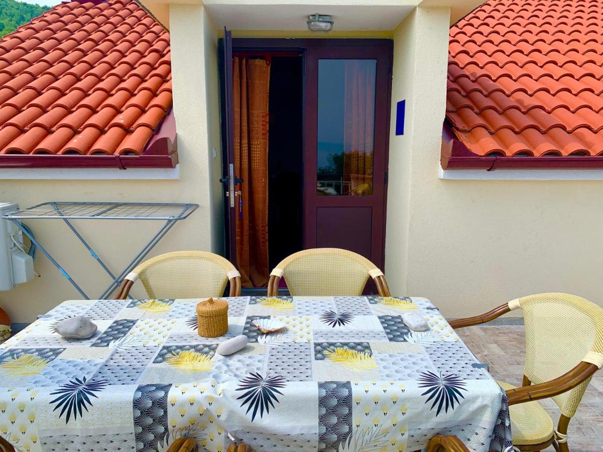 Apartments Jurkovic Laurana Esterno foto